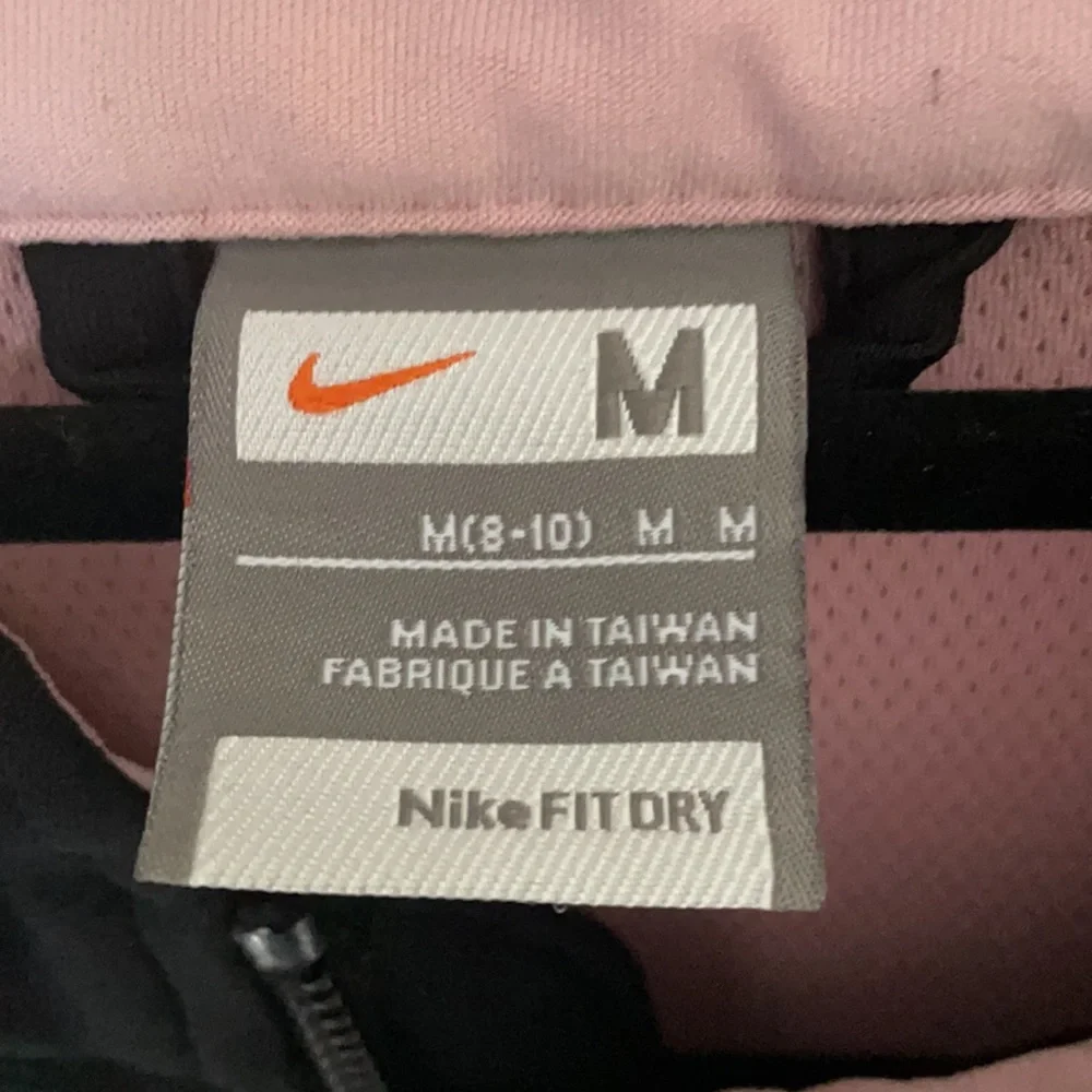 Nike excellent preowned